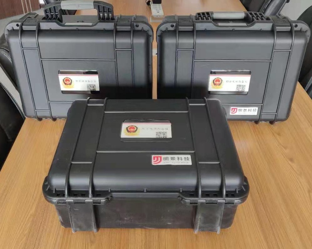 老哥俱乐部-老哥必备的交流社区