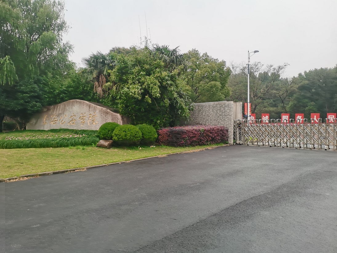 老哥俱乐部-老哥必备的交流社区